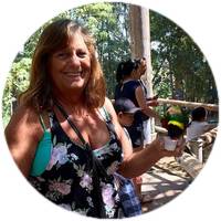 Debbie R.