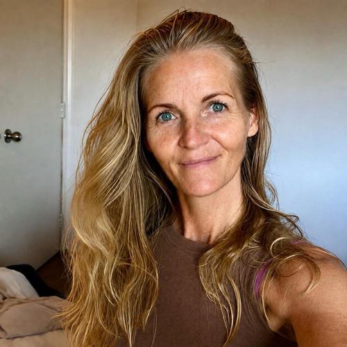 Elaine V.