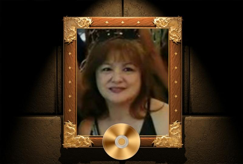 Mia S.