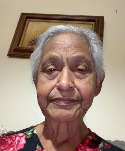 ROSAURA ESTEVES T.