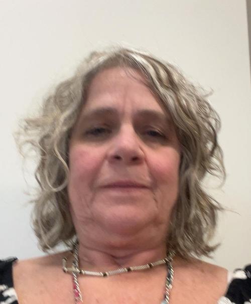 DEBORA LEE M.