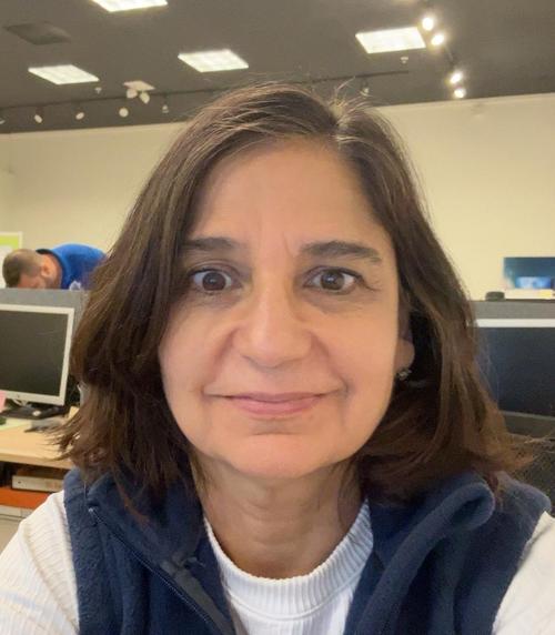DEYANIRA ROMO R.