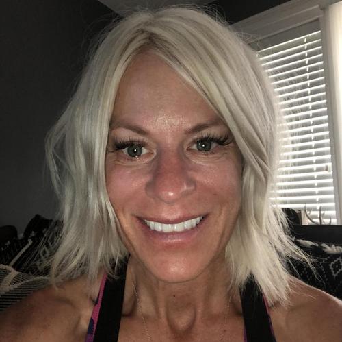 Lynn R.