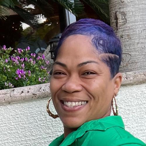 LaToya W.