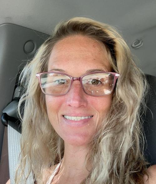 SANDRA RENE T.