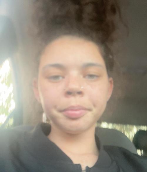 KENNISA DENEE B.
